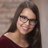 Qualified Full Time Nanny in Calgary
