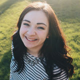 Experienced & loving nanny searching for a new family!