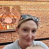 Pet mommy looking to help others