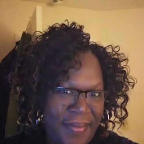 House Sitter Provider Rosalind E's Profile Picture