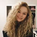 College student looking for dog or cat sitting/walking job opportunities!