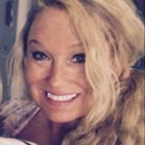A responsible and loving pet sitter