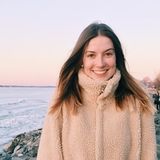 University student and experienced Nanny looking for part-time work (September-)