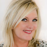 Professional House Sitter and Plant Sitter in Newport Beach area.