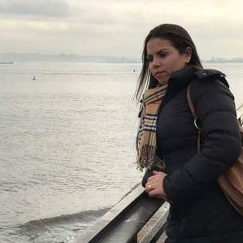 Housekeeper Provider Marilia Salvador's Profile Picture