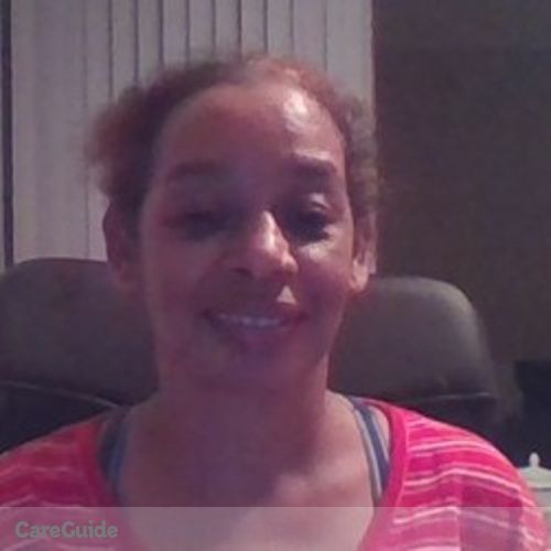 Housekeeper Provider Amina L's Profile Picture