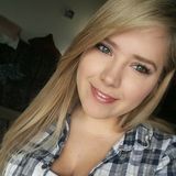 Need a petsitter? I'm just the girl your looking for. Avalible on Oak island or Southport North Carolina.
