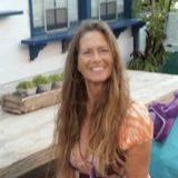 Hardworking/Caring and Experienced Petsitter With Great References Available Immediately