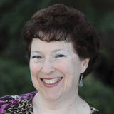 Hi there! My name is Kim. I offer house sitting and pet care services.