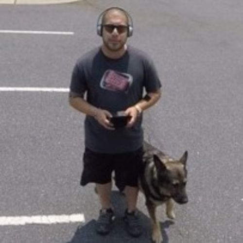 Pet Care Provider Max B's Profile Picture