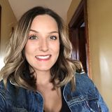 Hi my names is Amanda and I am looking for a full time nanny position!