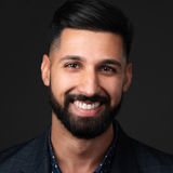 I'm a High-Ticket Closer with 7 years corporate experience as an electrical engineering consultant