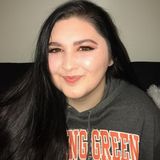 Flexible experienced babysitter in Bowling Green
