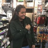 Hi nice to meet you! Im Vianey but you can call me V for short. I offer my babysitting services.