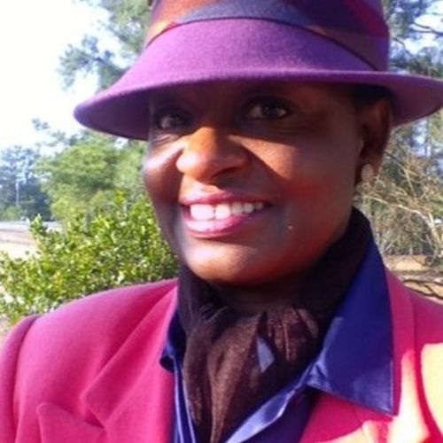 House Sitter Provider Ms Angela L Vann's Profile Picture