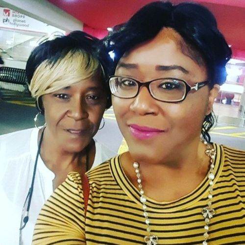 Elder Care Provider Kwiesa M's Profile Picture