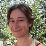 Single mother transitioning to a flexible lifestyle, seeking house/pet sitting opportunities in Southwest, works remotely.