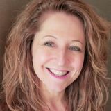 Reliable, kind, meticulous Jill-of-all-trades looking for house/pet/plant sitting opportunities.