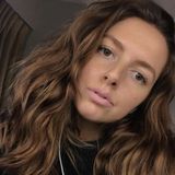 Hi there! My name is Emma, I am a Humber college student and I am currently looking for employment over the Winter Holidays