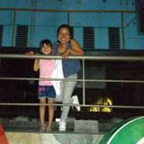 Nice and responsible mexican woman looking for a family.