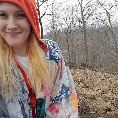 House Sitter Provider Emily Harback's Profile Picture
