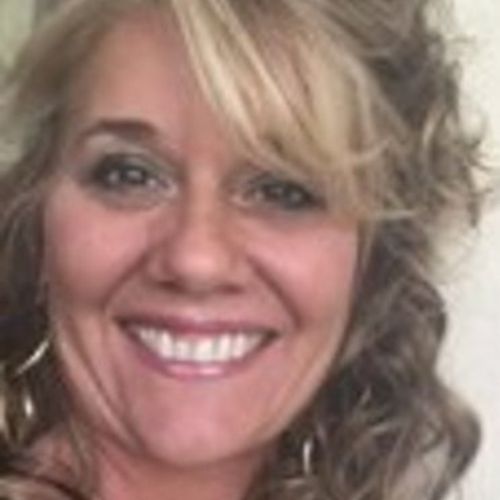Housekeeper Provider Melanie Adams's Profile Picture