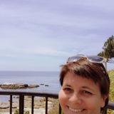 Available: Knowledgeable House Sitter in Lake Forest