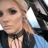 24 y/o outgoing babysitter in East Berlin