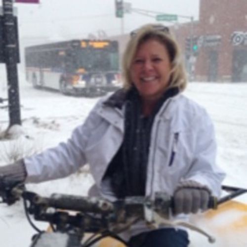 House sitter available and 100 reliable House Sitter in Saint Louis