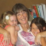 Mature, trustworthy woman with flexible PT job, who will love and care for your pets for you while you are away!