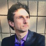 Im a responsible housesitter/petsitter with a day job available in mornings and evenings. Currently based in San Rafael, CA