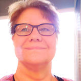 Seeking Pet Or Housesitter Position