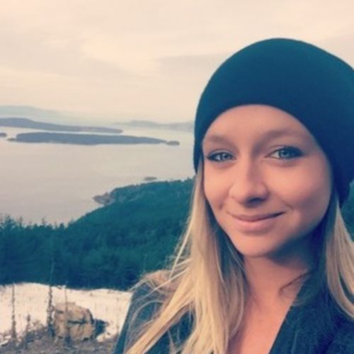 Canadian Nanny Provider Sacha R's Profile Picture