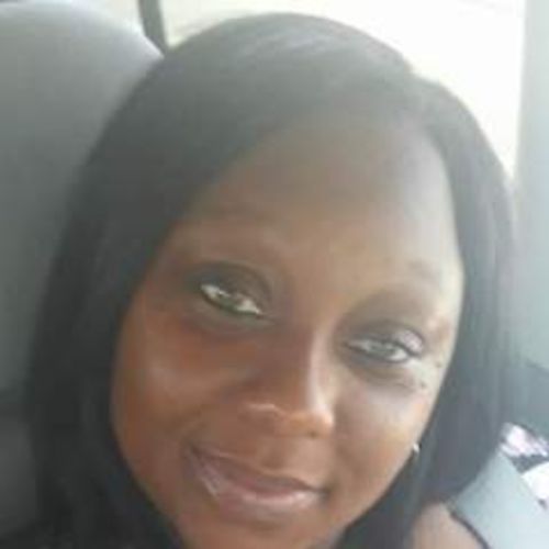 Housekeeper Provider Mareka S's Profile Picture