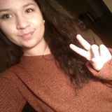 Aurora Based Babysitter Who is Trustworthy and Ready to Help
