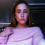 Avalaible: open schedule sitter