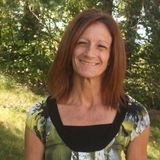 Walking Buddies-your pet sitter with experience . I am centrally located in between 82 and route 55.