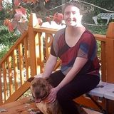 Available sitter and dog walker with over 10 years of experience.