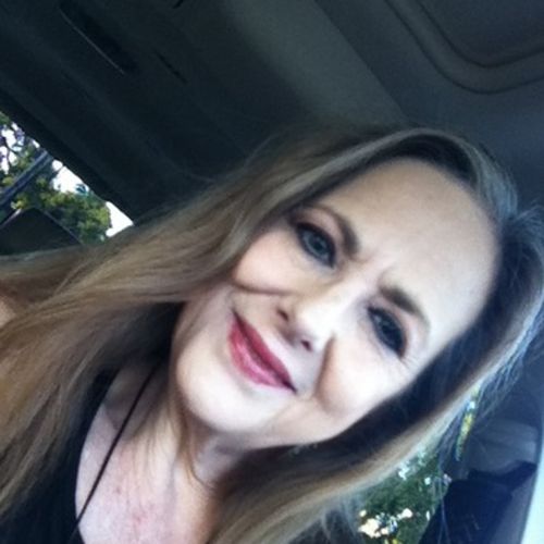 House Sitter Provider Carolyn B's Profile Picture