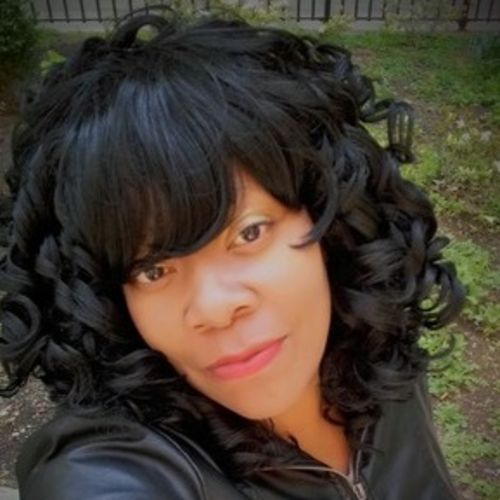 House Sitter Provider Charlena Santiago's Profile Picture