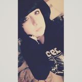 College student offering sitter services in East Memphis!