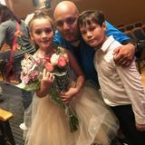 Loving House and Petsitter in Alondra Park, California
Lots of Love
Lots of Kids(6)
Lots of Love 4 Kids N pets.