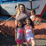 Trustworthy Pet Sitter in Yadkinville, North Carolina