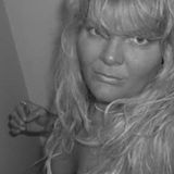 Passionate Pet Sitter Available Immediately