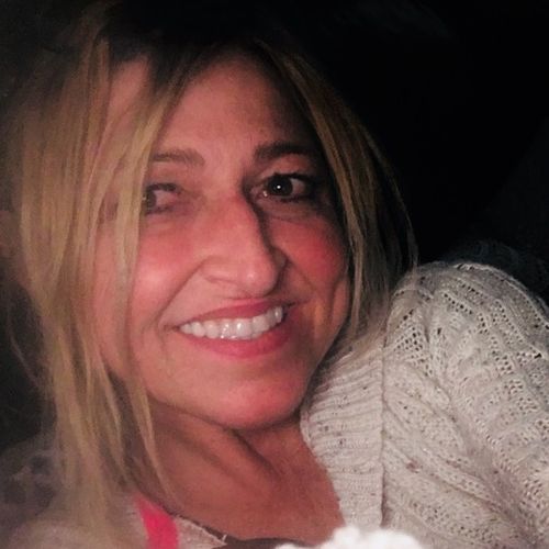 House Sitter Provider Sherry R's Profile Picture