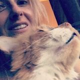 Building a bond with any pet on the spot! I love animals & they love me