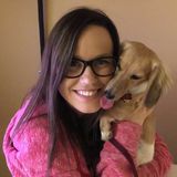 Veterinary tenichian looking to pet sit!
