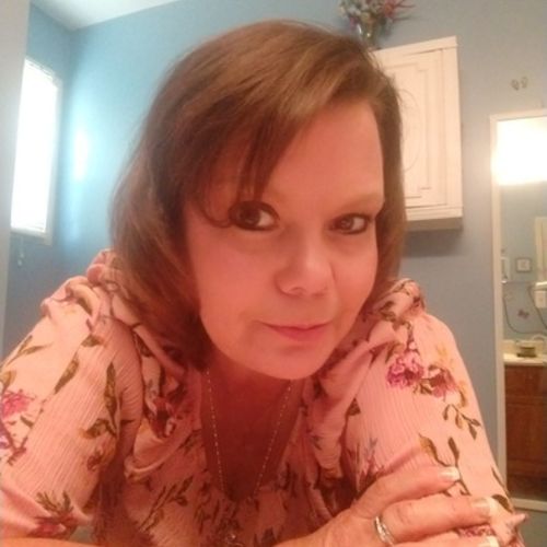 Housekeeper Provider Michelle M's Profile Picture