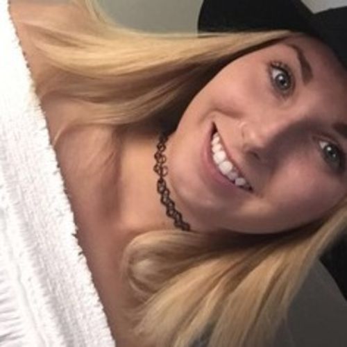 Canadian Nanny Provider Paige M's Profile Picture