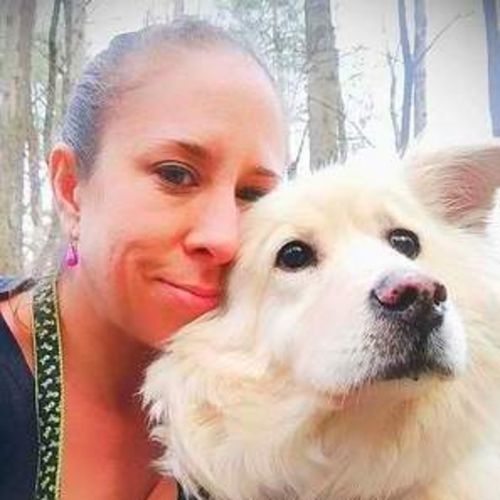 Pet Care Provider Emily C's Profile Picture